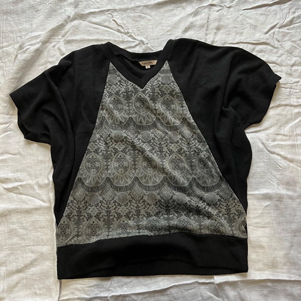 YaknYeti Short Sleeve Printed Color Block Shirt